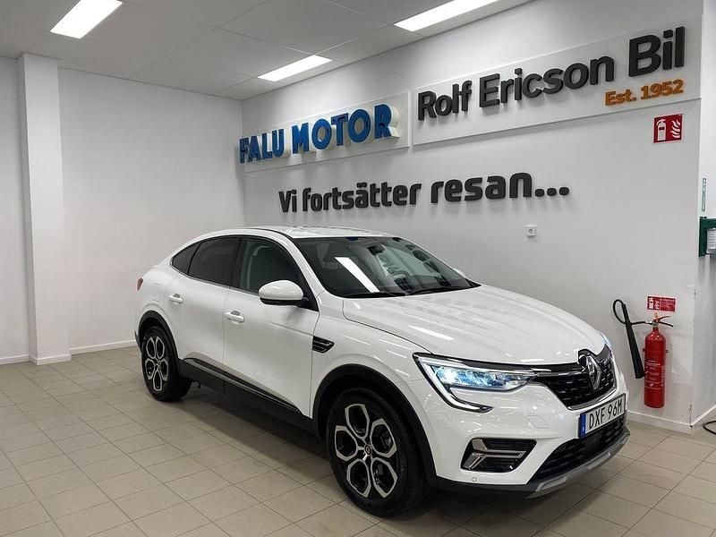 Vit Begagnad 2022 Renault Arkana Intens SUV | 219 500 kr (Bra pris) - Bild 1/4