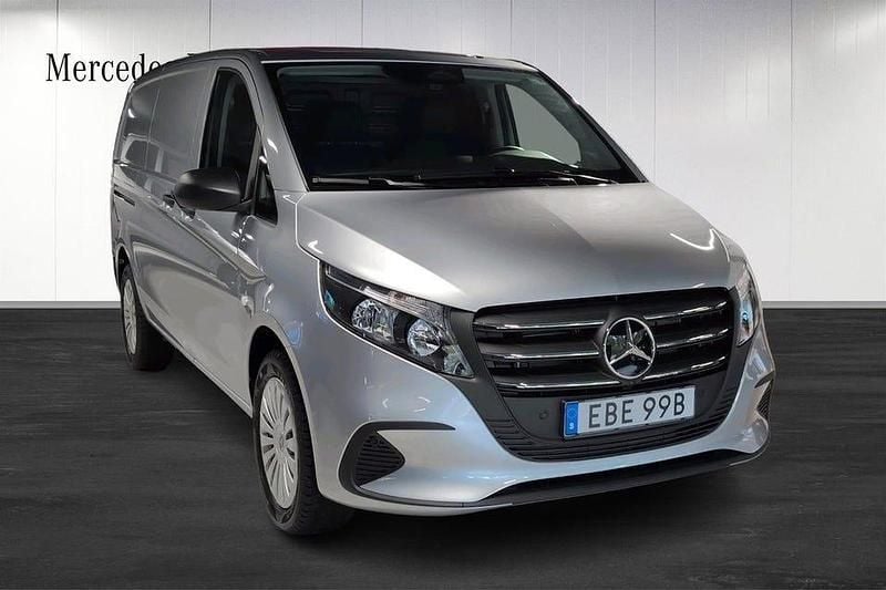 Ny Mercedes Vito 163 HK (119 kW) 2025 Silver Van
