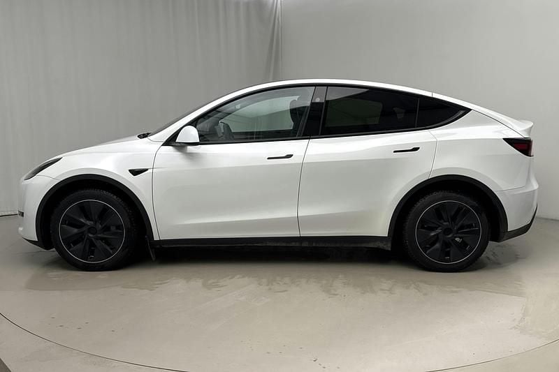 Begagnad Tesla Model Y 378 kW (514 HK) 2024 Vit SUV