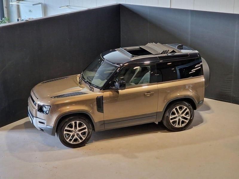 Ljusbrun Begagnad 2021 Land Rover Defender SUV | 629 000 kr (Superpris) - Bild 1/4