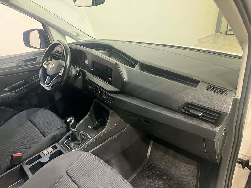 Begagnad VW Caddy 122 HK (89 kW) 2021 Vit Minibuss