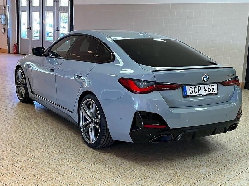 Begagnad BMW M440 M Sport 374 HK (275 kW) 2022 Grå Sedan