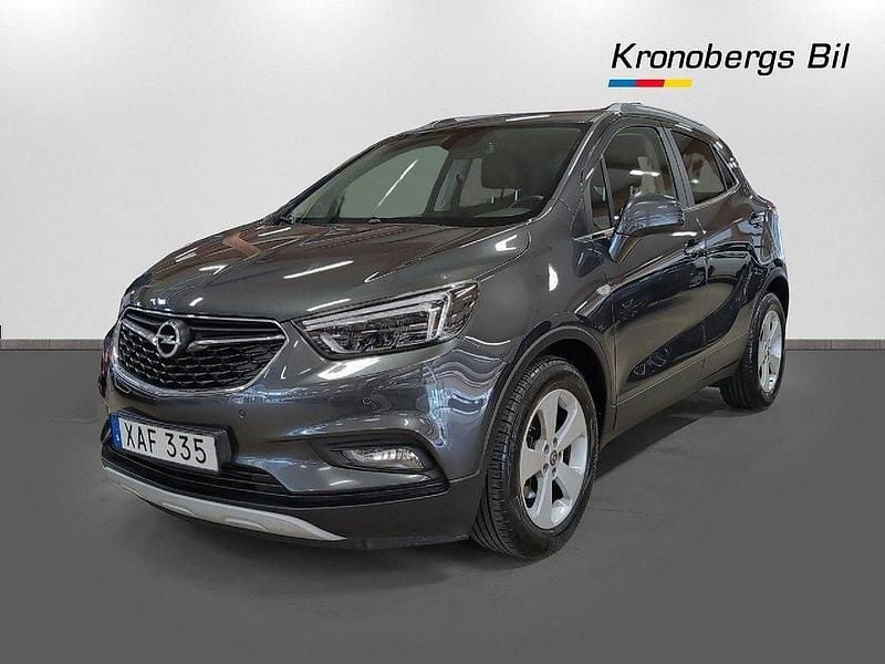 Grå Begagnad 2018 Opel Mokka X Dynamic SUV | 149 500 kr (Marknadspris) - Bild 1/4