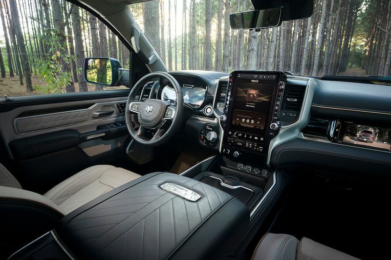 Ny RAM 1500 540 HK (397 kW) 2025 Pickup