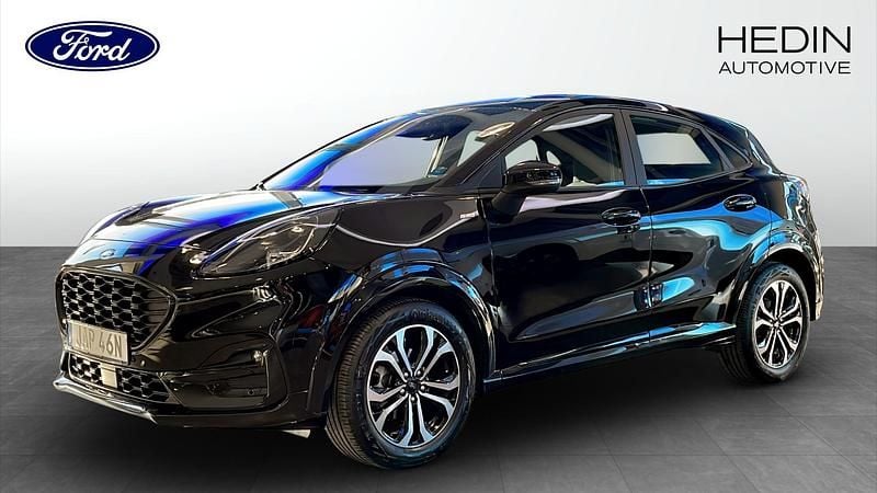 Svart Begagnad 2024 Ford Puma | 224 000 kr (Superpris) - Bild 1/4