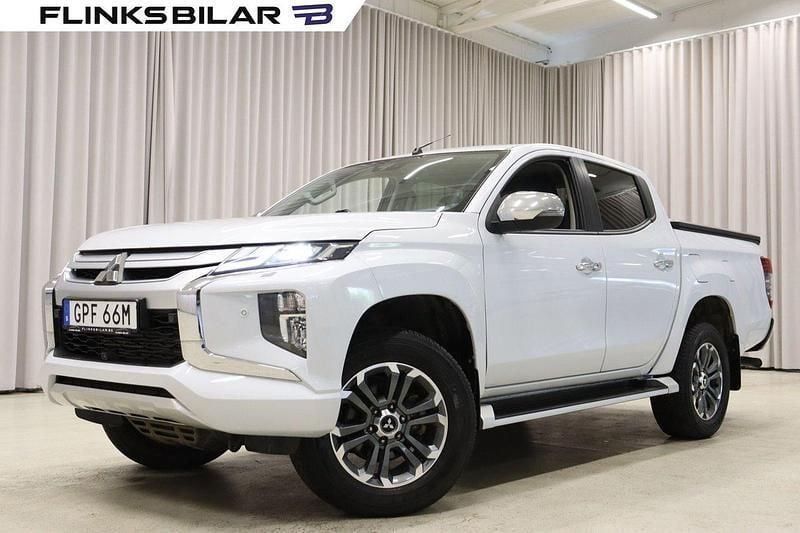 Vit Begagnad 2020 Mitsubishi L200 Pickup | 369 900 kr (Marknadspris) - Bild 1/4