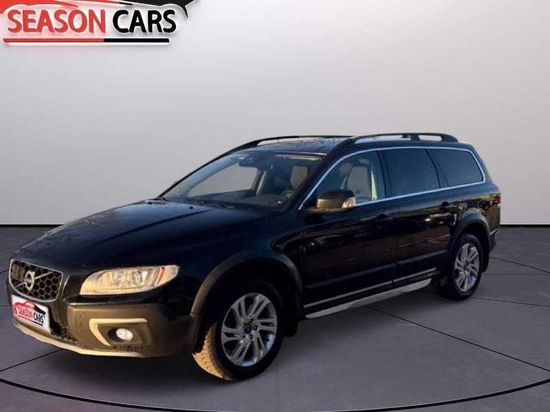Svart Begagnad 2016 Volvo XC70 Momentum Kombi | 149 900 kr - Bild 1/3