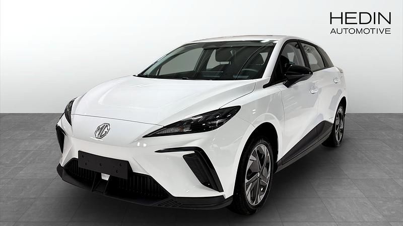 Vit (white) Begagnad 2024 MG MG4 EV Halvkombi | 299 990 kr (Lite dyr) - Bild 1/4
