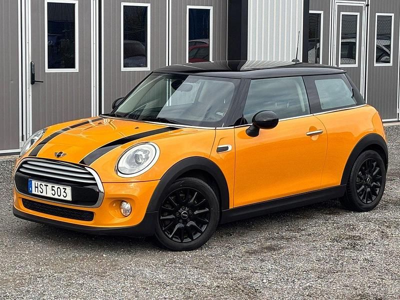 Orange Begagnad 2015 Mini Cooper D Chili Halvkombi | 119 900 kr (Marknadspris) - Bild 1/4