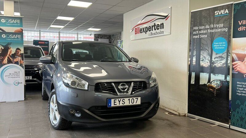 Ljusblå Begagnad 2010 Nissan Qashqai SUV | 64 900 kr (Dyr) - Bild 1/4