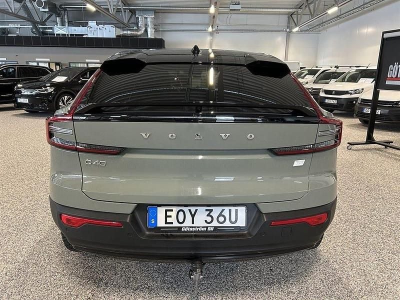 Begagnad Volvo C40 300 kW (408 HK) 2021 Grön SUV