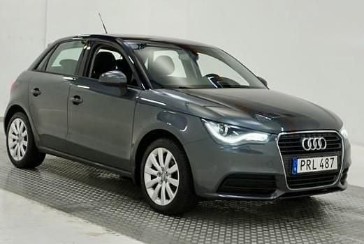 Grå Begagnad 2014 Audi A1 Sportback Sport Halvkombi | 99 900 kr (Marknadspris) - Bild 1/4