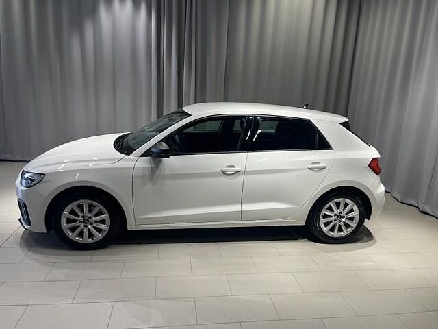 Begagnad Audi A1 Sportback Proline 117 HK (86 kW) 2024 Cortinavit Halvkombi