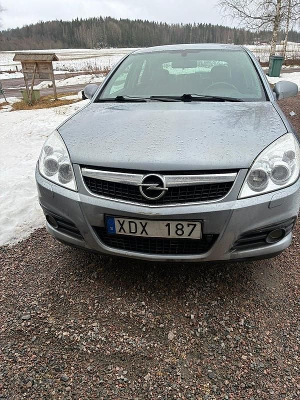 Begagnad Opel Vectra GTS 150 HK (110 kW) 2006
