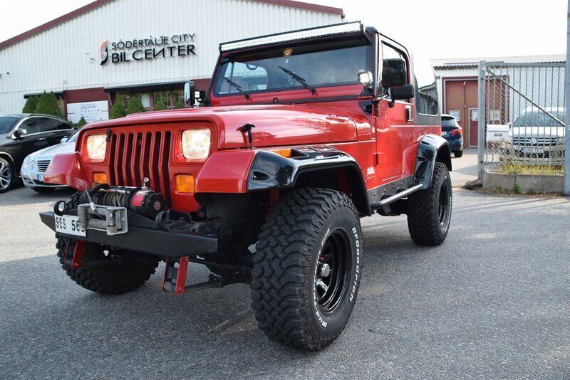 Röd Begagnad 1991 Jeep Wrangler SUV | 199 990 kr - Bild 1/4