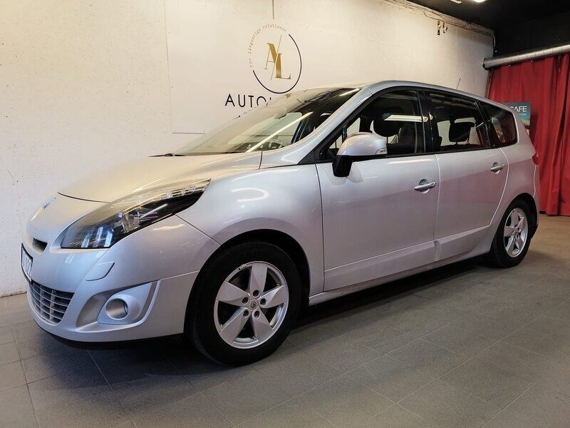 Silver Begagnad 2009 Renault Grand Scénic III Minibuss | 54 900 kr (Lite dyr) - Bild 1/4