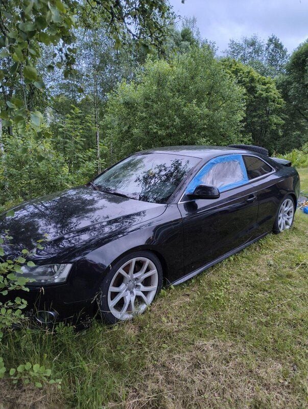 Svart Begagnad 2009 Audi A5 Sportkupé | 30 000 kr - Bild 1/3