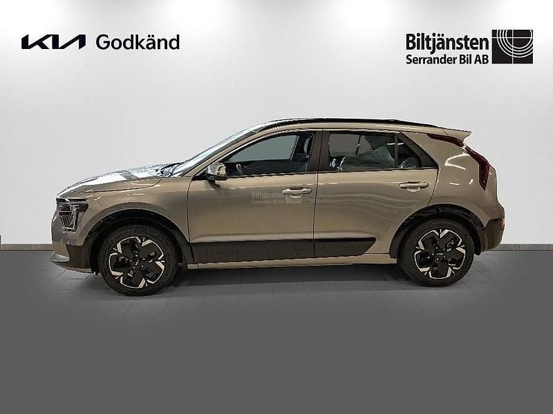 Begagnad Kia e-Niro 150 kW (204 HK) 2023 Grå SUV