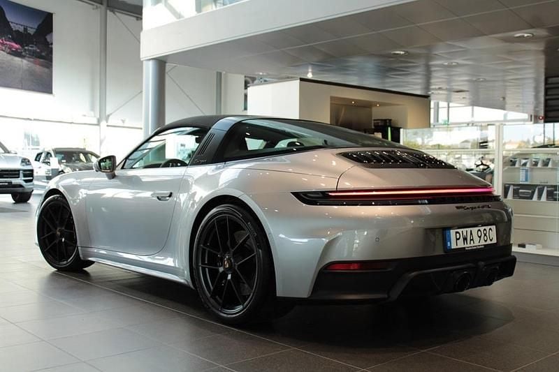 Ny Porsche 911 2026 Flerfärgad