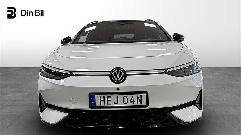 Begagnad VW ID.7 GTX 250 kW (340 HK) 2024 Vit Kombi