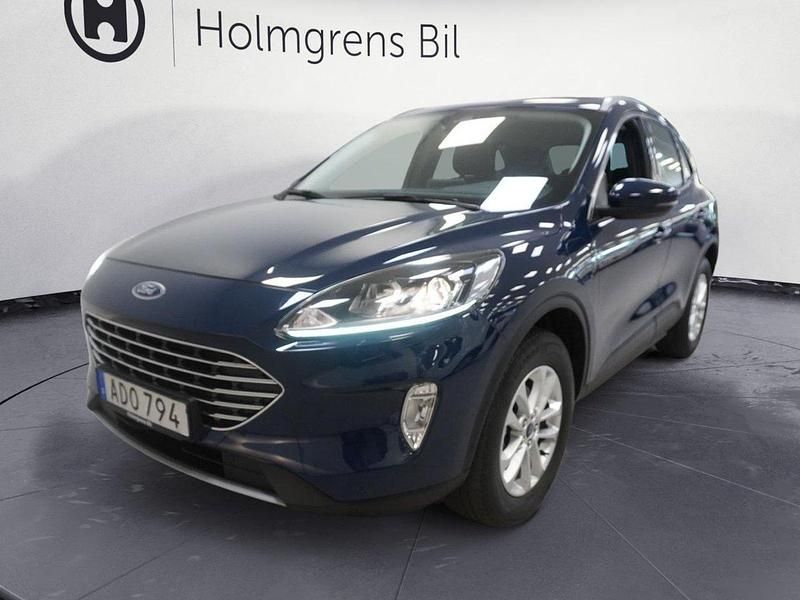 Blå (blazer blue nyr) Begagnad 2022 Ford Kuga Titanium SUV | 239 900 kr (Bra pris) - Bild 1/4