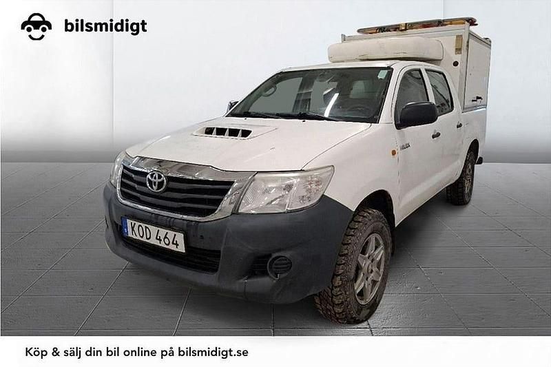 Vit Begagnad 2014 Toyota HiLux Pickup | 199 900 kr (Lite dyr) - Bild 1/3