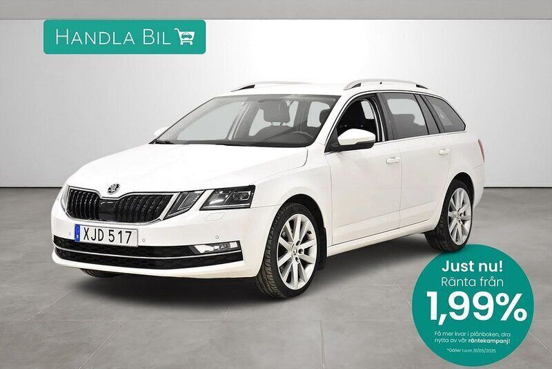 Vit Begagnad 2018 Skoda Octavia Kombi | 189 900 kr (Marknadspris) - Bild 1/4