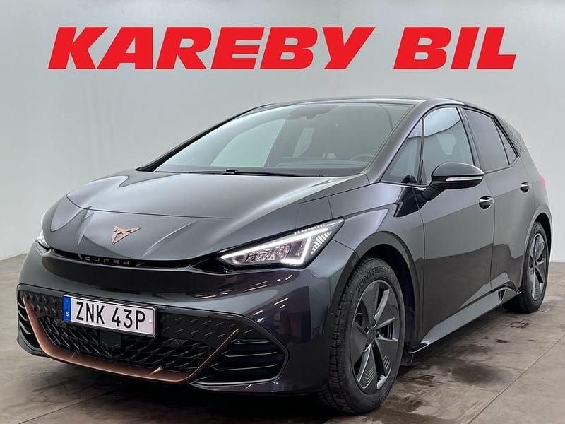 Begagnad Cupra Born 169 kW (231 HK) 2022 Grå metallic Halvkombi