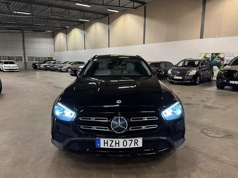 Begagnad Mercedes E220 All-Terrain 194 HK (142 kW) 2021 Svart Kombi