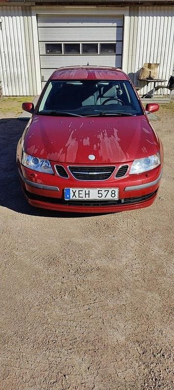 Röd Begagnad 2006 Saab 9-3 Linear Kombi | 6 500 kr (Superpris) - Bild 1/4