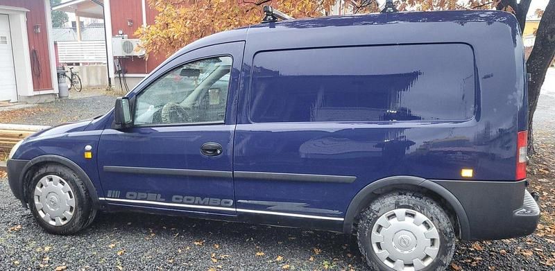 Begagnad 2006 Opel Combo Minibuss | 8 000 kr - Bild 1/4