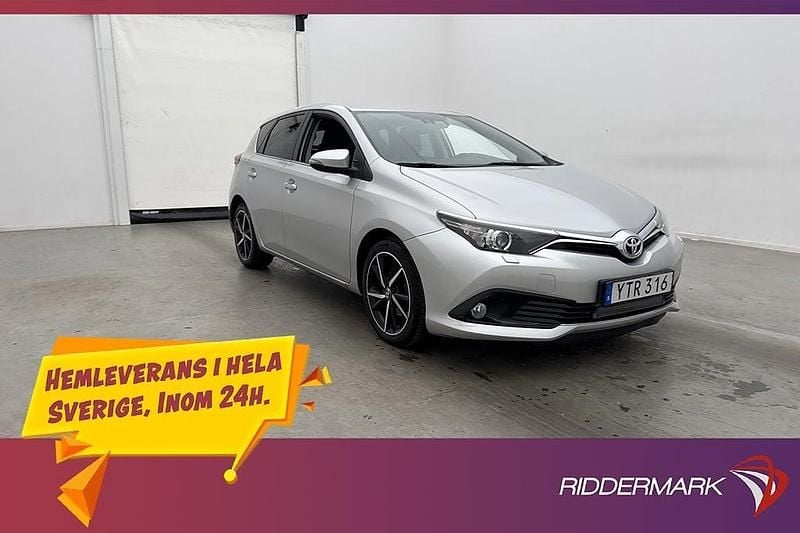 Silver Begagnad 2017 Toyota Auris Edition Halvkombi | 139 900 kr (Lite dyr) - Bild 1/3
