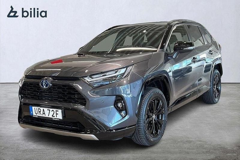 Grå Begagnad 2024 Toyota RAV4 Hybrid Style SUV | 434 900 kr (Bra pris) - Bild 1/4