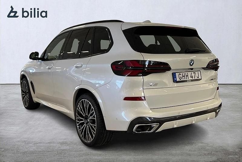 Ny BMW X5 Comfort Edition 2026 Vit SUV
