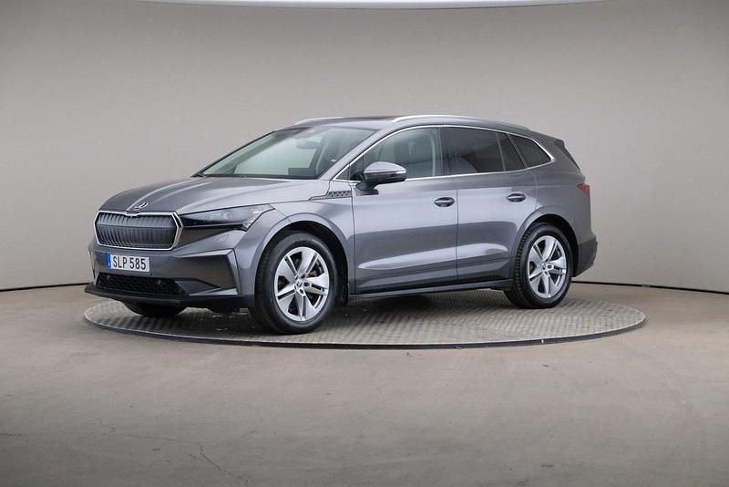 Grå Begagnad 2022 Skoda Enyaq iV Family SUV | 319 000 kr - Bild 1/4