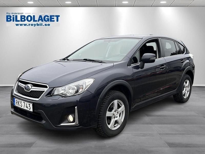 Grå Begagnad 2017 Subaru XV Sport SUV | 198 900 kr (Lite dyr) - Bild 1/4