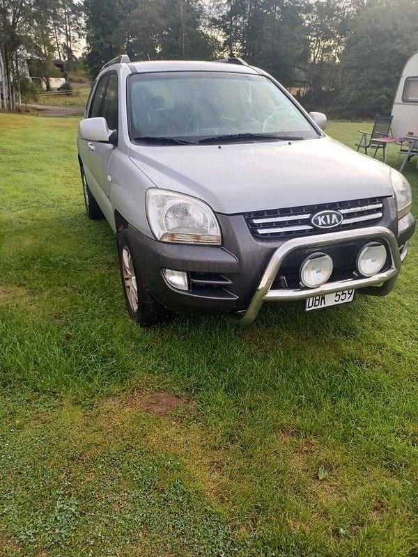 Silver Begagnad 2007 Kia Sportage SUV | 26 000 kr (Marknadspris) - Bild 1/3