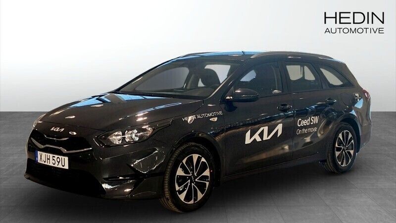 Grå (grey) Ny 2025 Kia Ceed Sportswagon Kombi | 269 900 kr (Lite dyr) - Bild 1/4