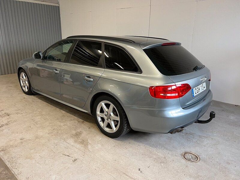 Begagnad Audi A4 143 HK (105 kW) 2008 Mörkgrå Kombi