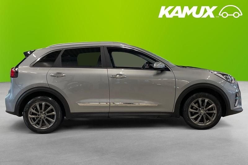 Begagnad Kia e-Niro Advance 150 kW (204 HK) 2022 Silver/grå SUV