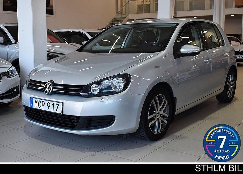 Ljusbrun Begagnad 2011 VW Golf VII Halvkombi | 69 000 kr (Bra pris) - Bild 1/4