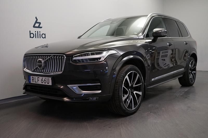 Grå Begagnad 2022 Volvo XC90 Ultimate SUV | 579 500 kr (Marknadspris) - Bild 1/3