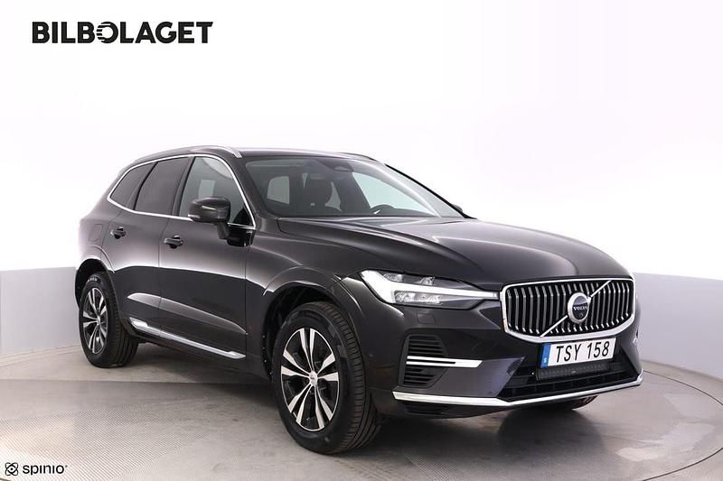 Svart Begagnad 2023 Volvo XC60 Core SUV | 379 800 kr (Bra pris) - Bild 1/4