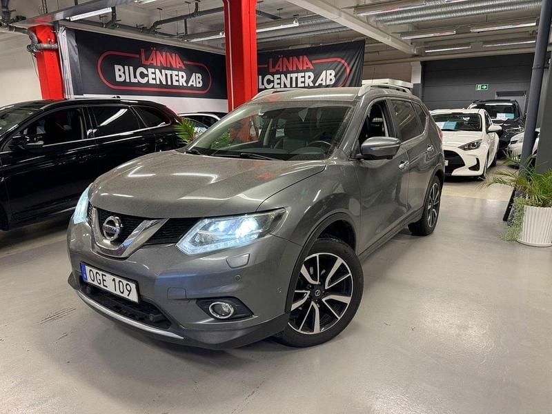 Grå metallic Begagnad 2016 Nissan X-Trail SUV | 99 800 kr (Bra pris) - Bild 1/4