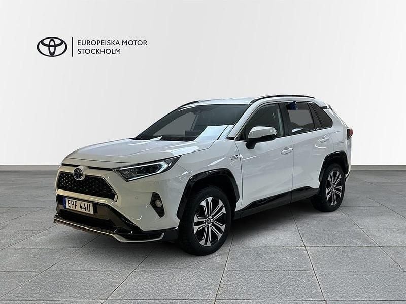 Vit Begagnad 2021 Toyota RAV4 Edition SUV | 354 900 kr (Marknadspris) - Bild 1/4