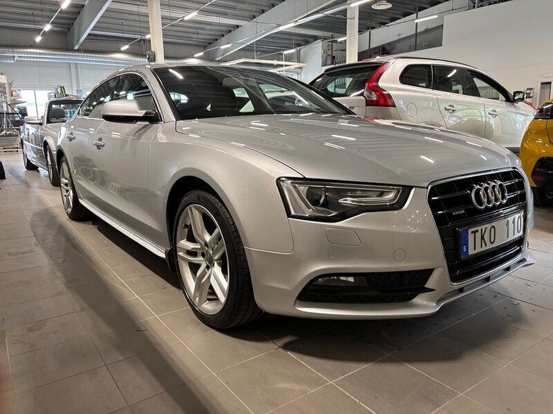 Silver Begagnad 2013 Audi A5 Sportback Comfort Halvkombi | 169 900 kr (Marknadspris) - Bild 1/4
