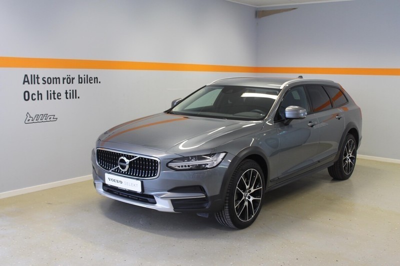 🚘 Begagnad Volvo V90 CC 2.0 Diesel 235 HK (2017) i Nacka