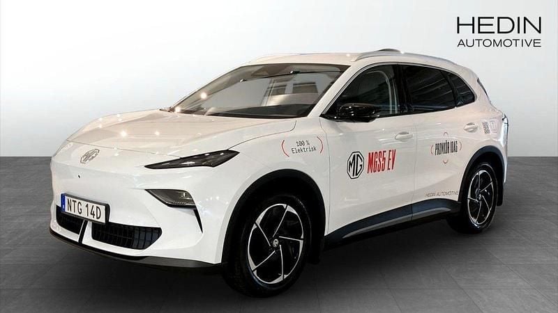 Vit (white) Ny 2025 MG MG5 EV Kombi | 439 990 kr - Bild 1/4