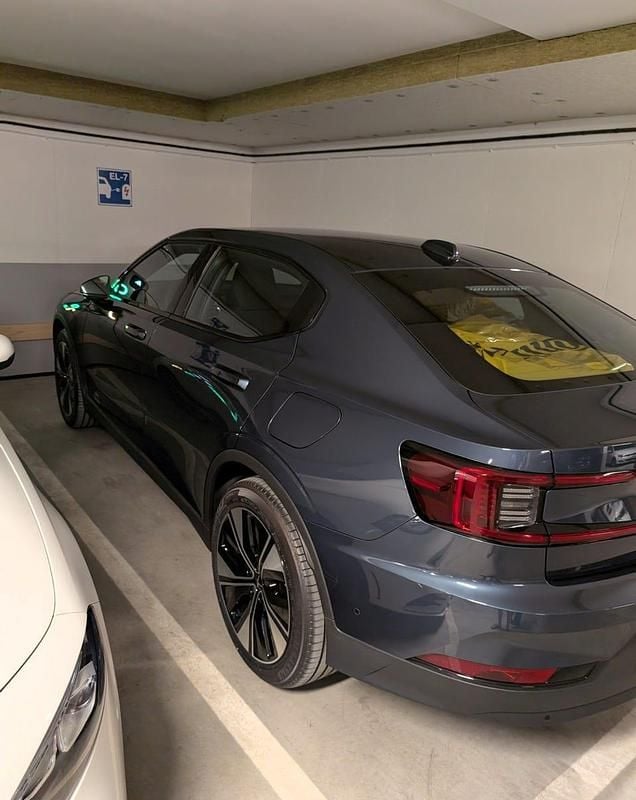 Midnight blue Begagnad 2024 Polestar 2 Standard Range Single Motor Halvkombi | 94 770 kr - Bild 1/1