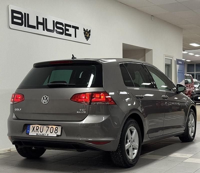 Begagnad VW Golf VII 110 HK (80 kW) 2015 Grå Halvkombi